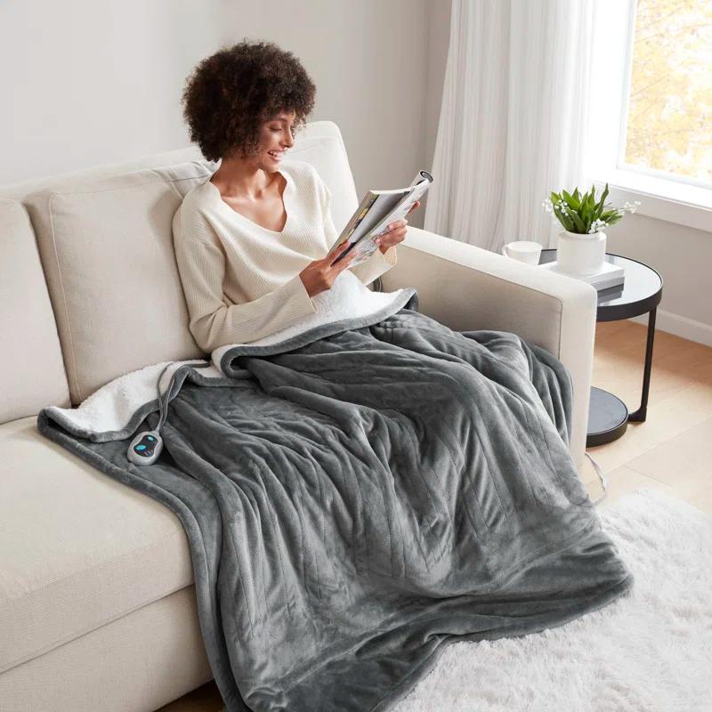 Beautyrest Beautyrest Heated Microlight to Berber Throw