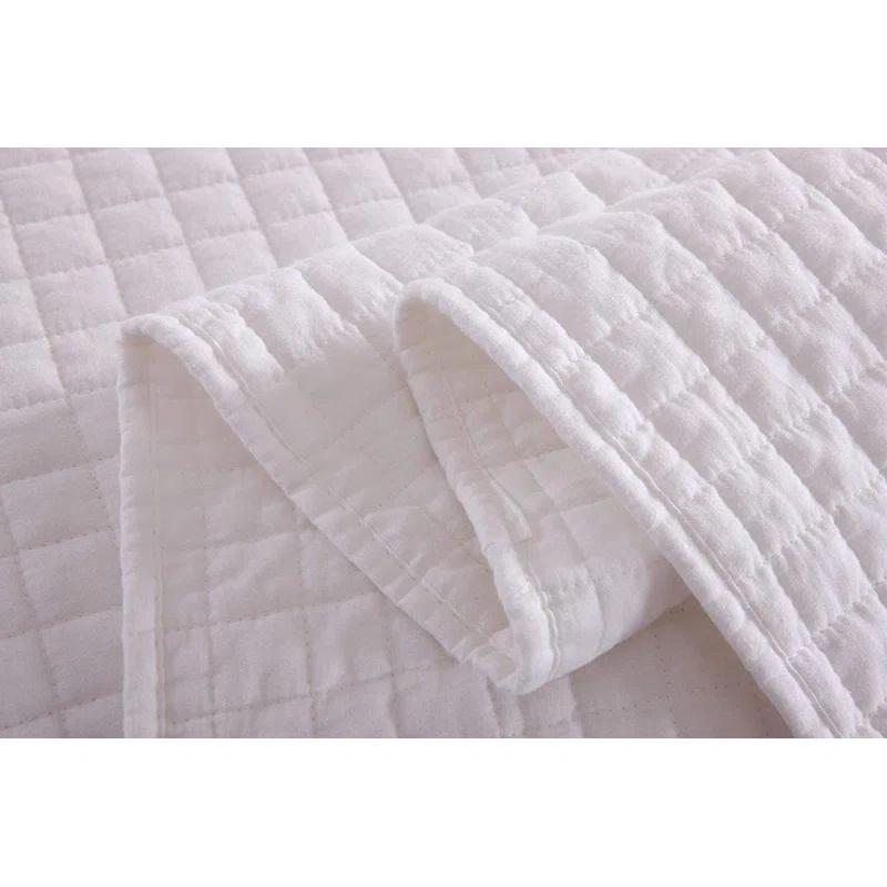 MarCielo WhiteCT Quilt Peony Cotton Geometric Shapes Quilt Set