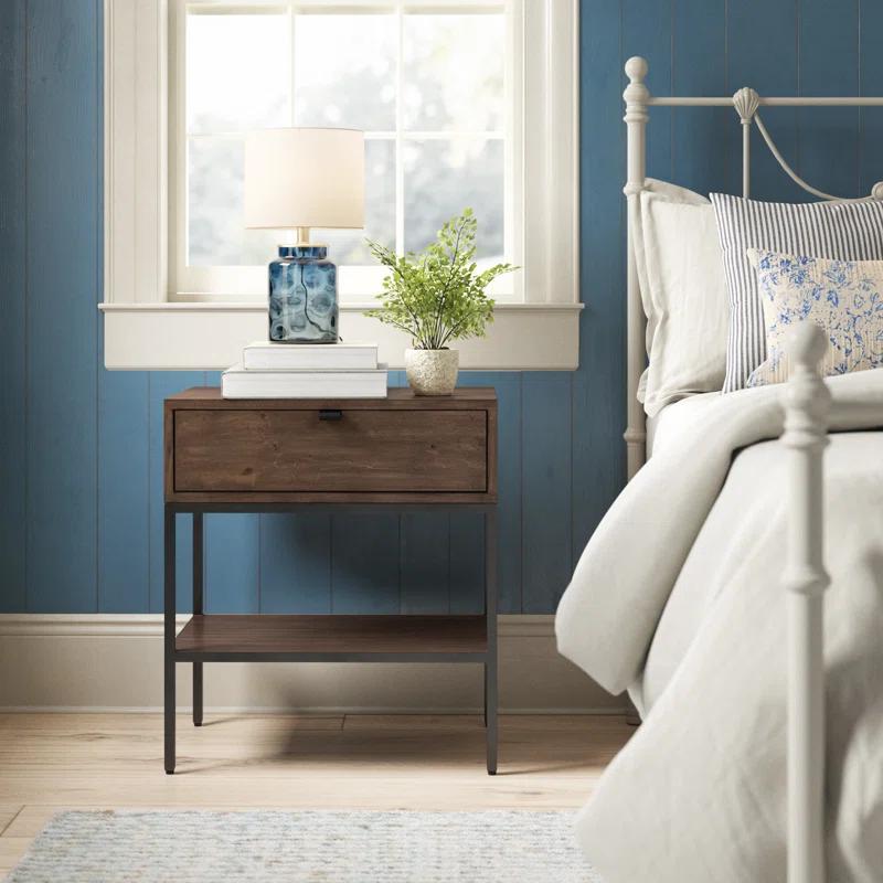 Graham Nightstand (24")