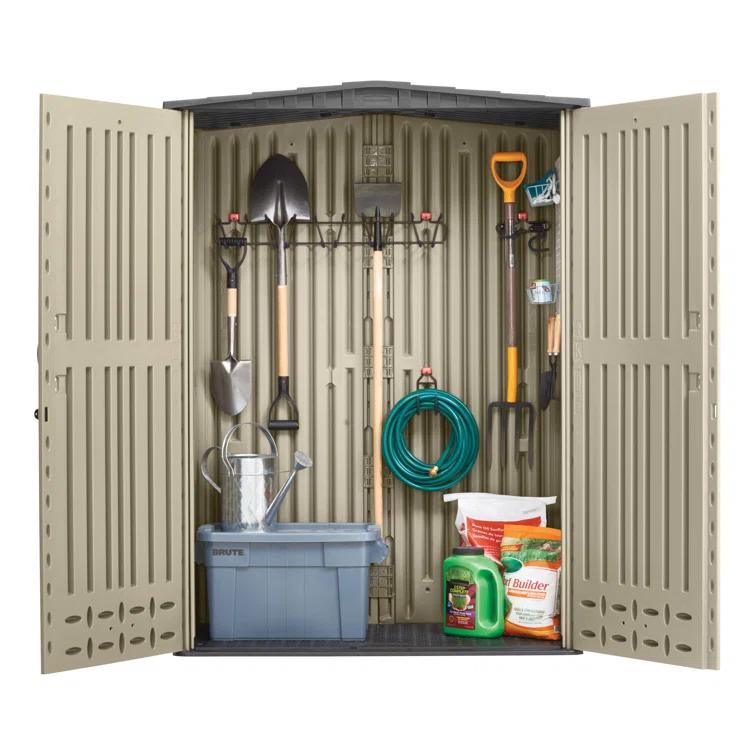 Rubbermaid Rubbermaid Roughneck Vertical Storage Shed, Medium