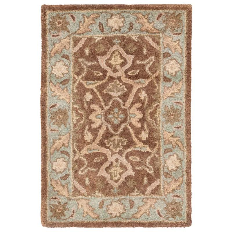 Safavieh Hand Tufted Wool Oriental Rug