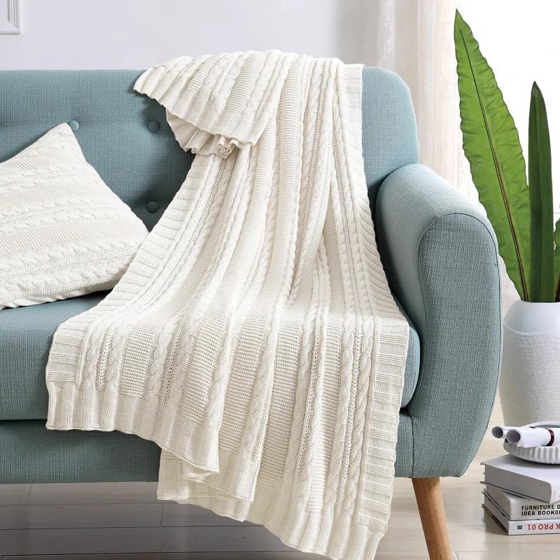 VCNY Lily Throw Blanket