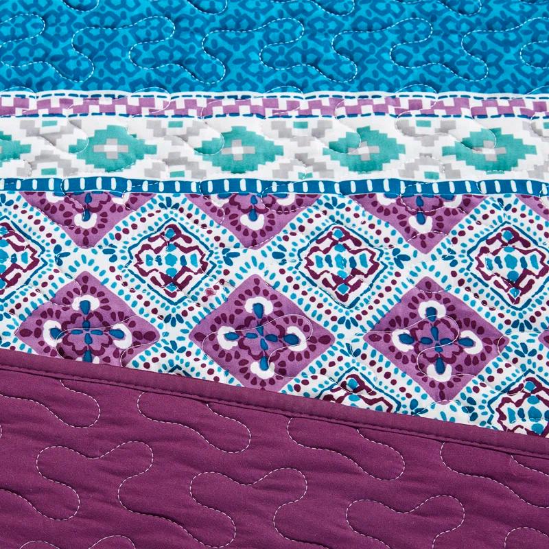 Intelligent Design Joni 6 Piece Boho Reversible Daybed Set