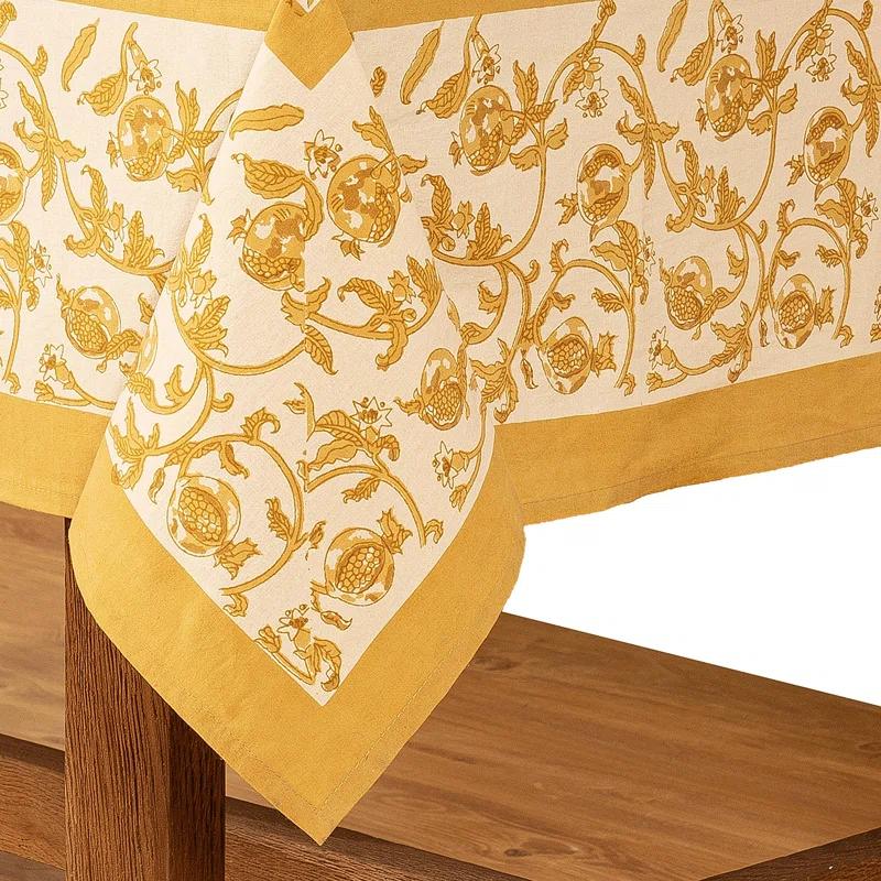 Bryah Floral Tablecloth