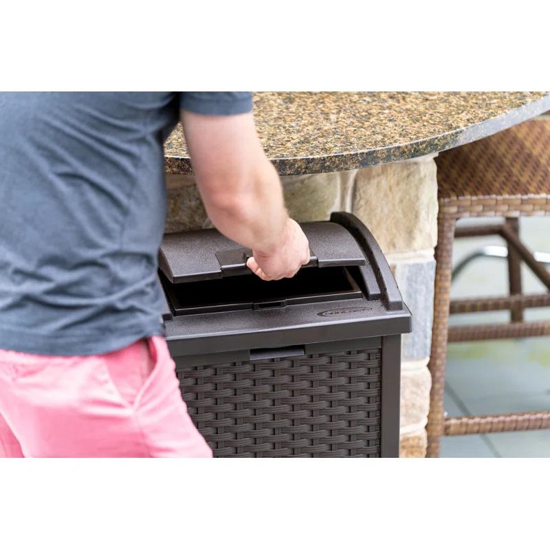 Suncast Suncast 33 Gallon Manual Lift Trash Hideaway Container
