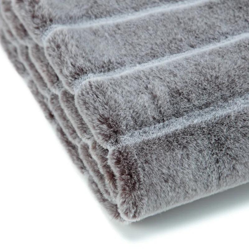 Chanasya Chanasya FrostFur Luxuriousfrost Tip Fur Mink Throw Blanket
