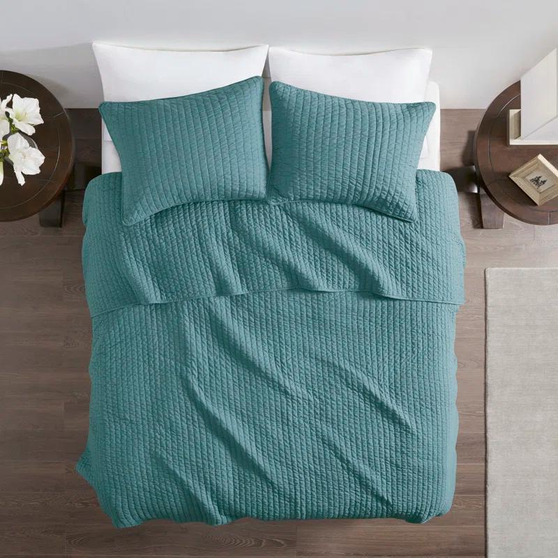 Madison Park Barwick Reversible Solid 3 Piece Quilt Set