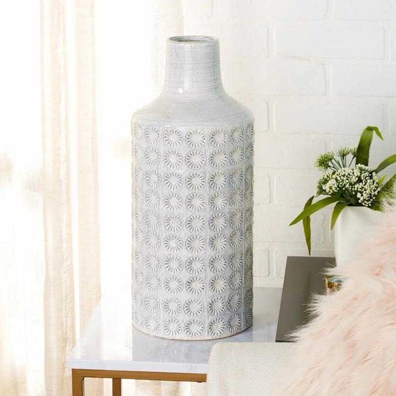 CosmoLiving by Cosmopolitan Porcelain Ceramic Floral Decorative Vase