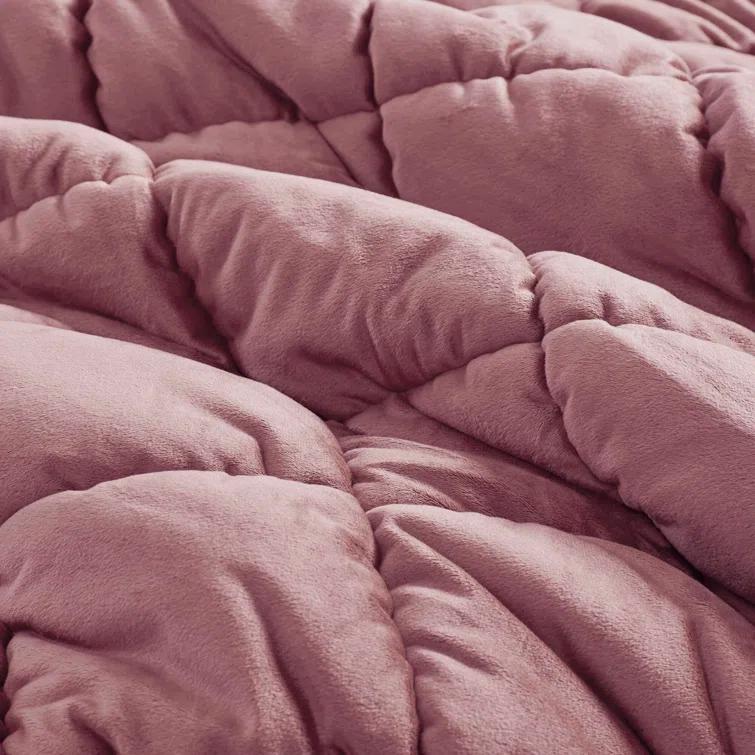 Intelligent Design Velvet Dream Puff Velvet Comforter Set