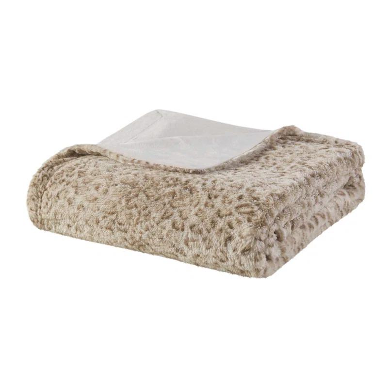 Madison Park Zuri Oversized Faux Fur