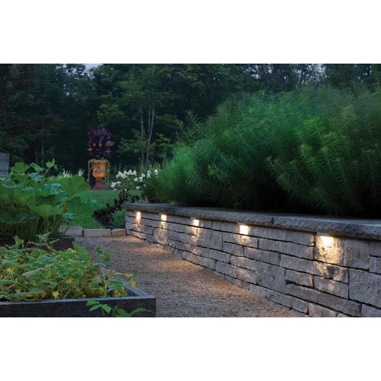 Hinkley Nuvi Deck Light