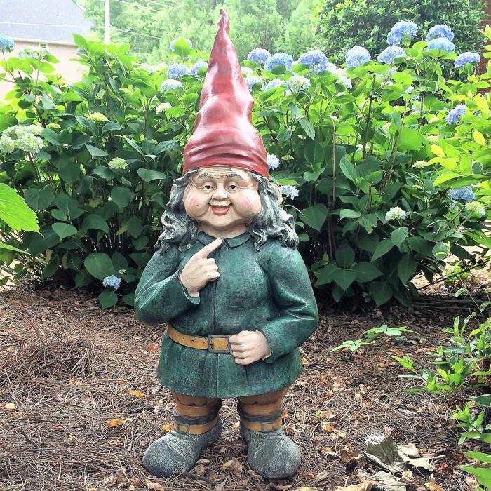 HomeStyles Old World Gnomes Zelda the Female Gnome Garden Statue