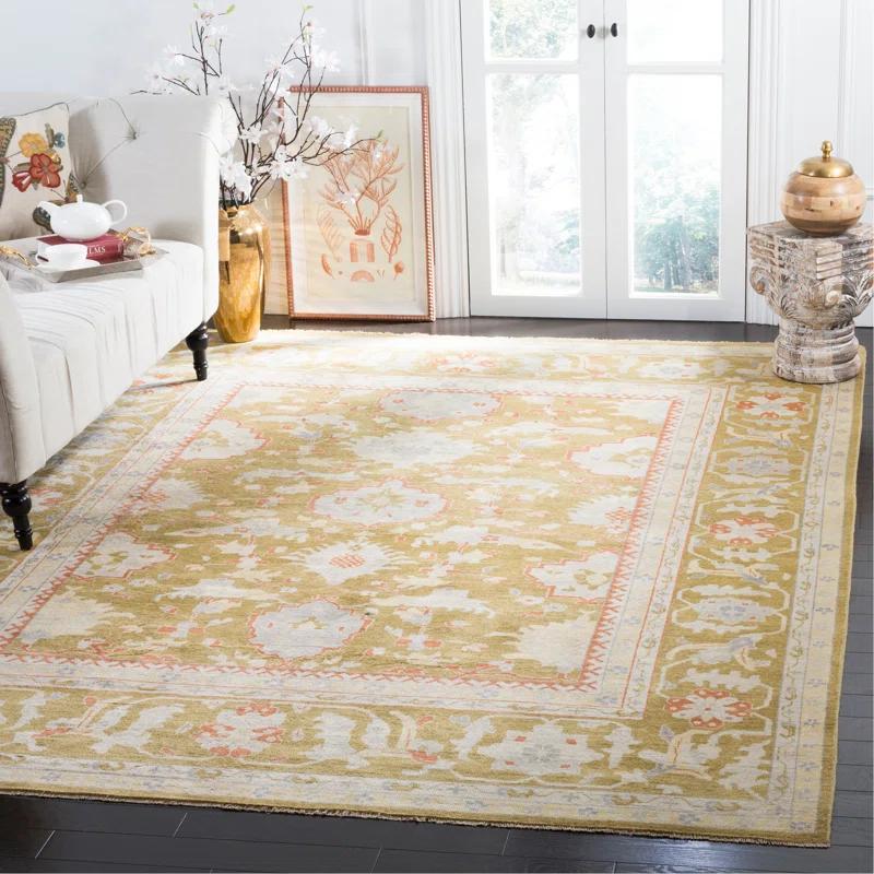 Safavieh Sultanabad Hand Knotted Wool Oriental Rug