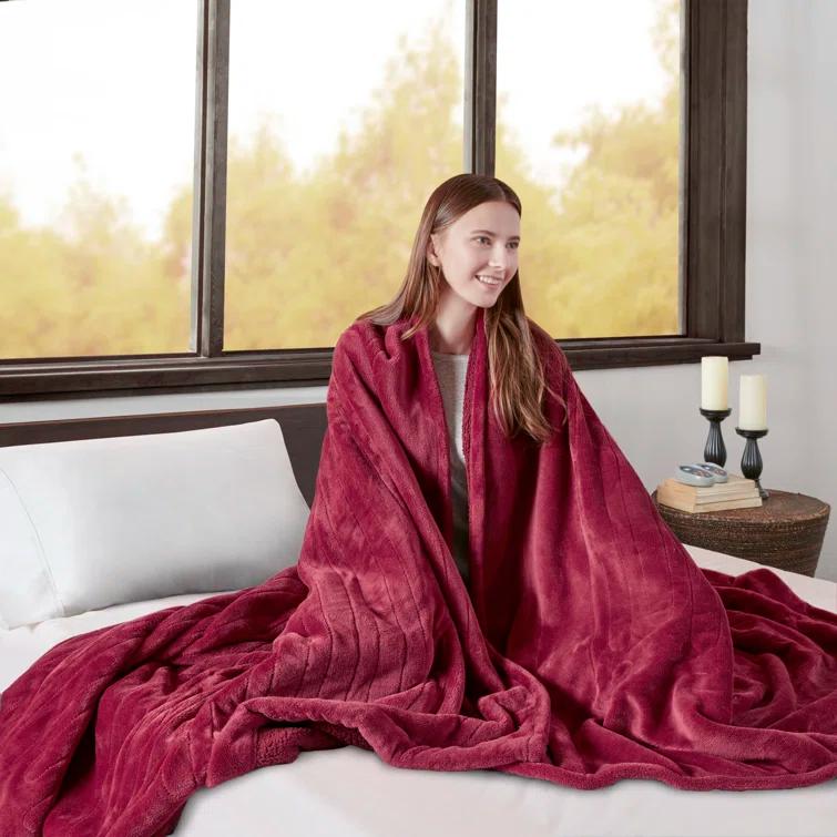 Beautyrest Beautyrest Heated Oversized Microlight to Berber Blanket