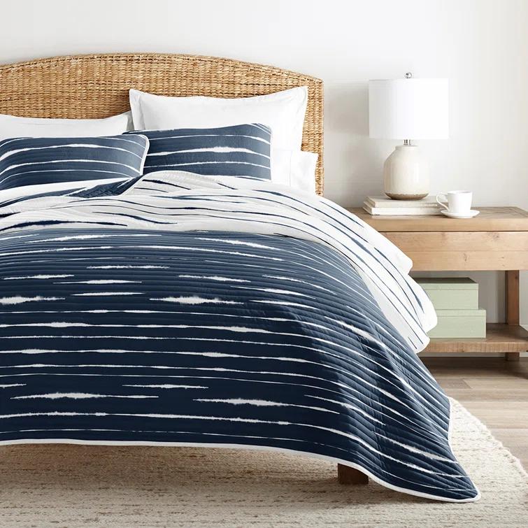 Becky Cameron Becky Cameron Lightweight Coastal Reversible Quilt Set
