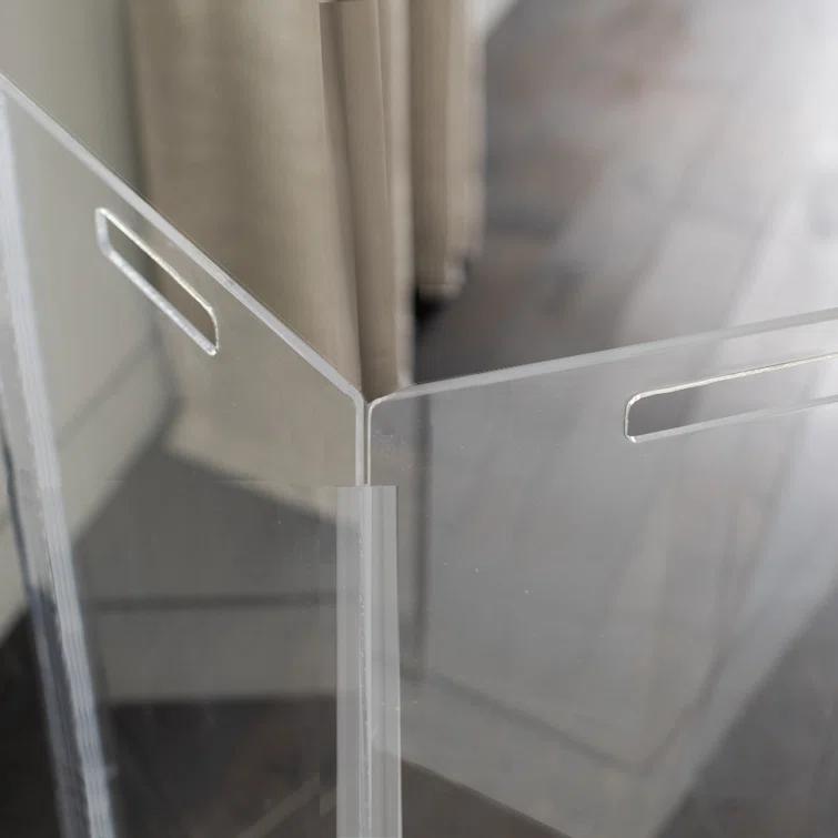 Hiddin Clear Freestanding Tall Zig Zag Pet Gate