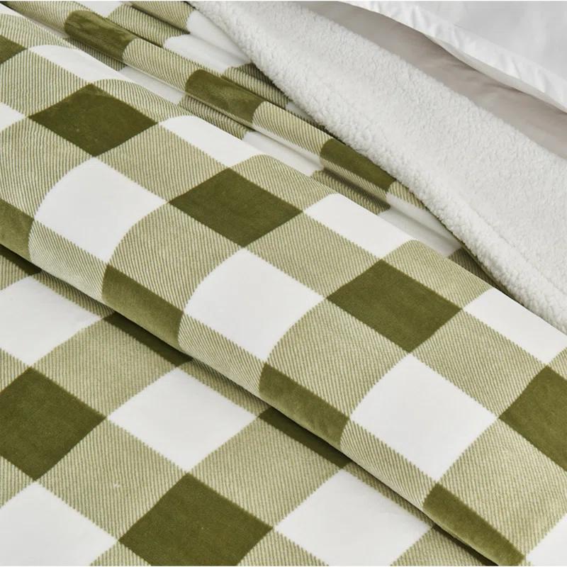FreshFolds Ultra Soft Plush Sherpa Reversible Blanket