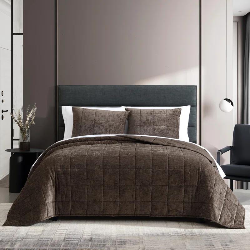 Vera Wang Vera Wang Chenille Box Solid Reversible Quilt Set