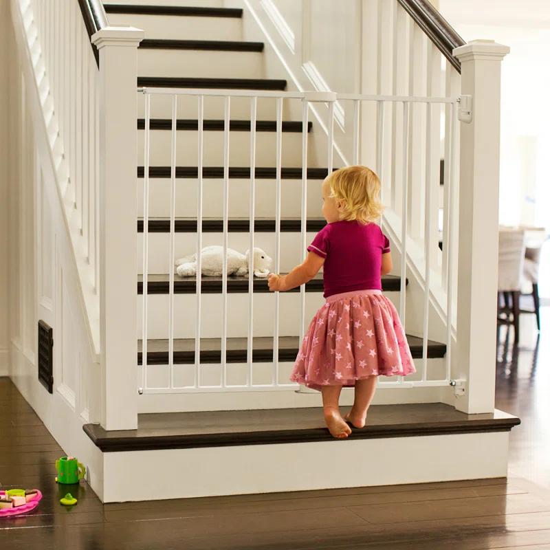 Munchkin Safety Gate