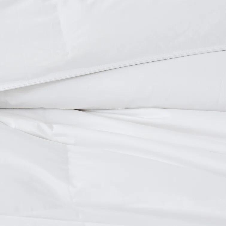 Eddie Bauer Eddie Bauer All-Season 600 Fill Power Oversized White Down Comforter - 400 TC