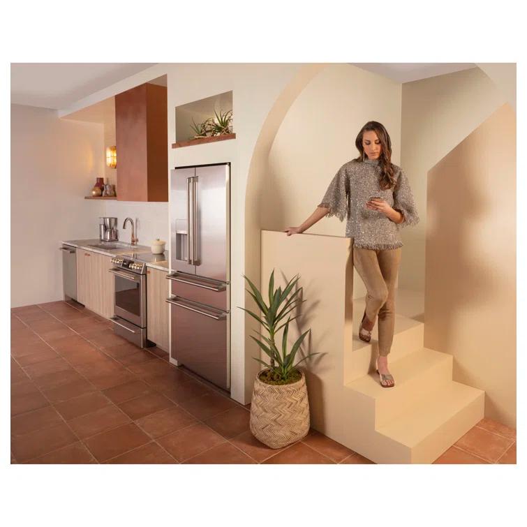 Café French-Door Smart Refrigerator CXE22DP4PW2