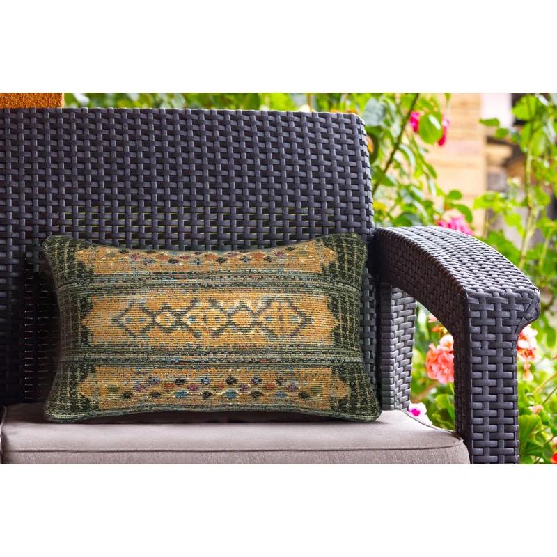 Liora Manne Geometric Indoor/Outdoor Throw Pillow