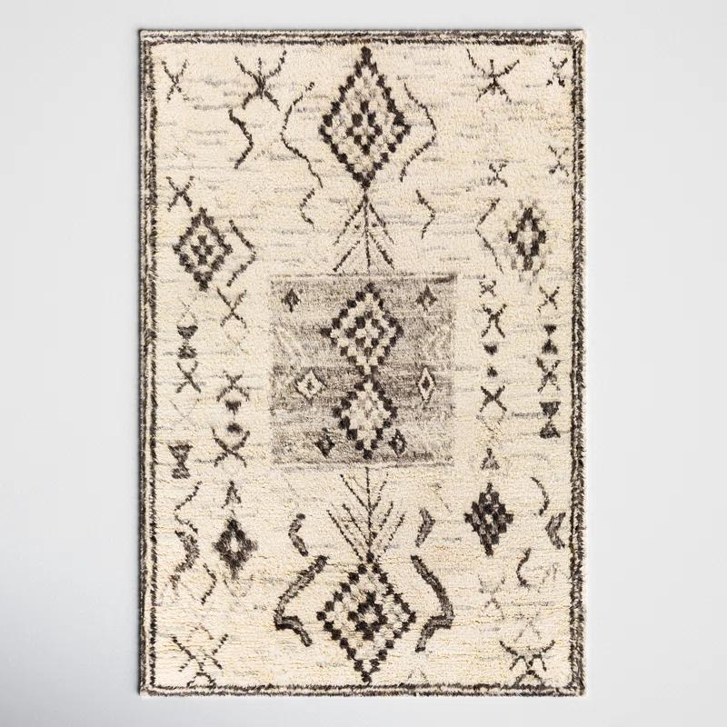 Clive Southwestern Hand-Knotted Wool Cream/Gray/Black Area Rug