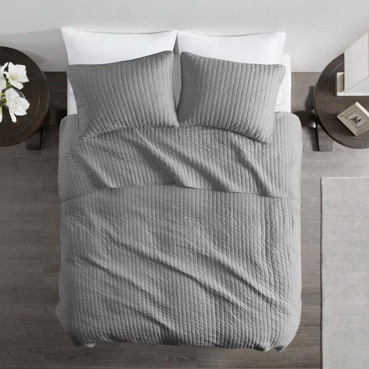 Madison Park Barwick Reversible Solid 3 Piece Quilt Set