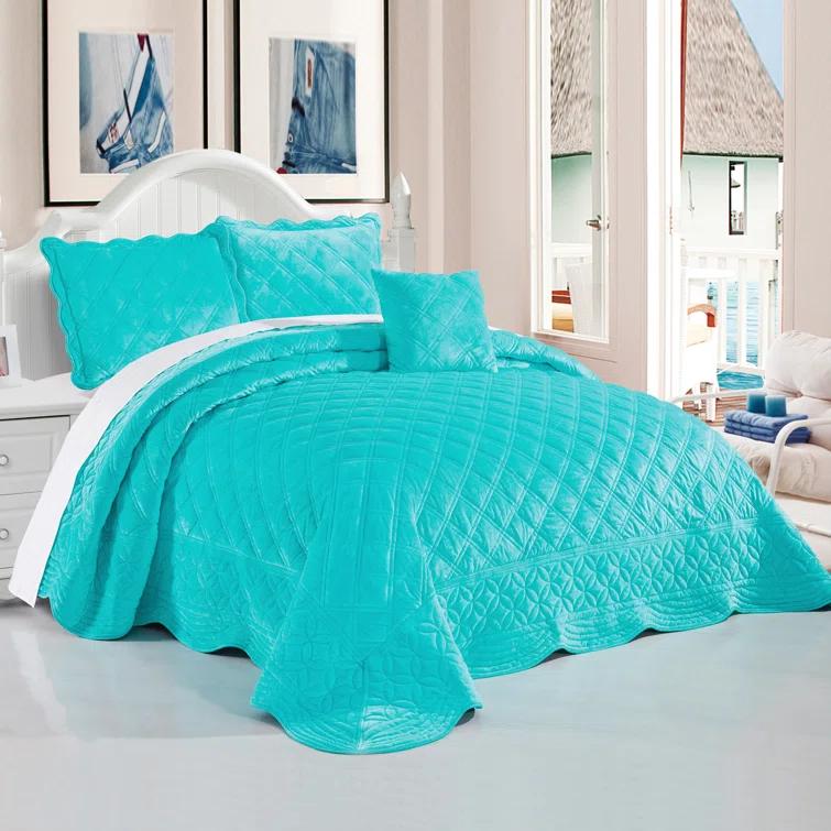 Home Soft Things 4 Piece Supersoft Microplush Quilt Set