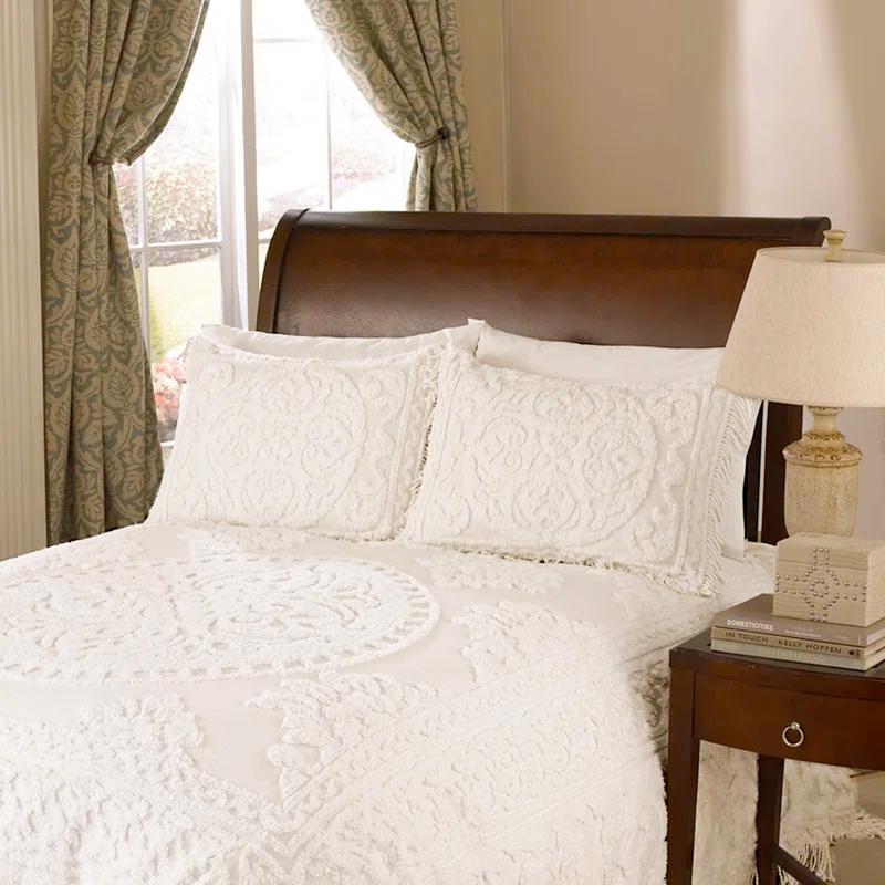 Beatrice Home Fashions Medallion Cotton Pillow Sham