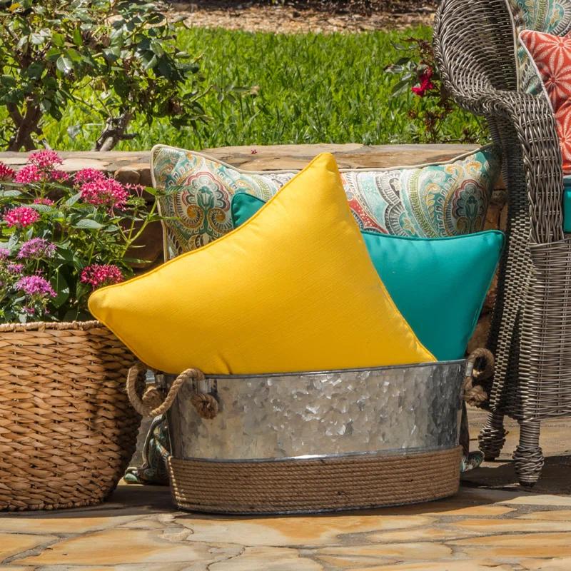 Pillow Perfect Floral Indoor/Outdoor Reversible Throw Pillow (Set of 2)