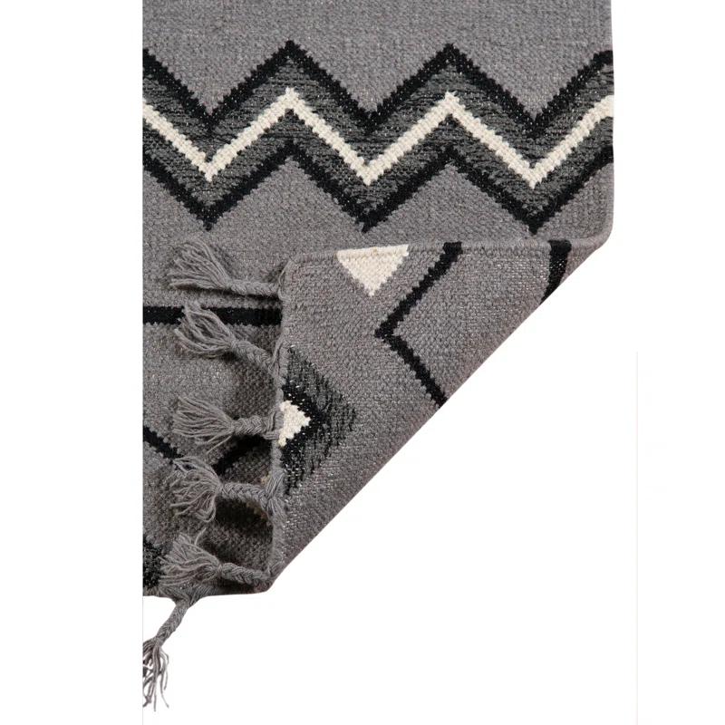 Union Rustic Oneil Moroccan Handmade Wool Gray Area Rug