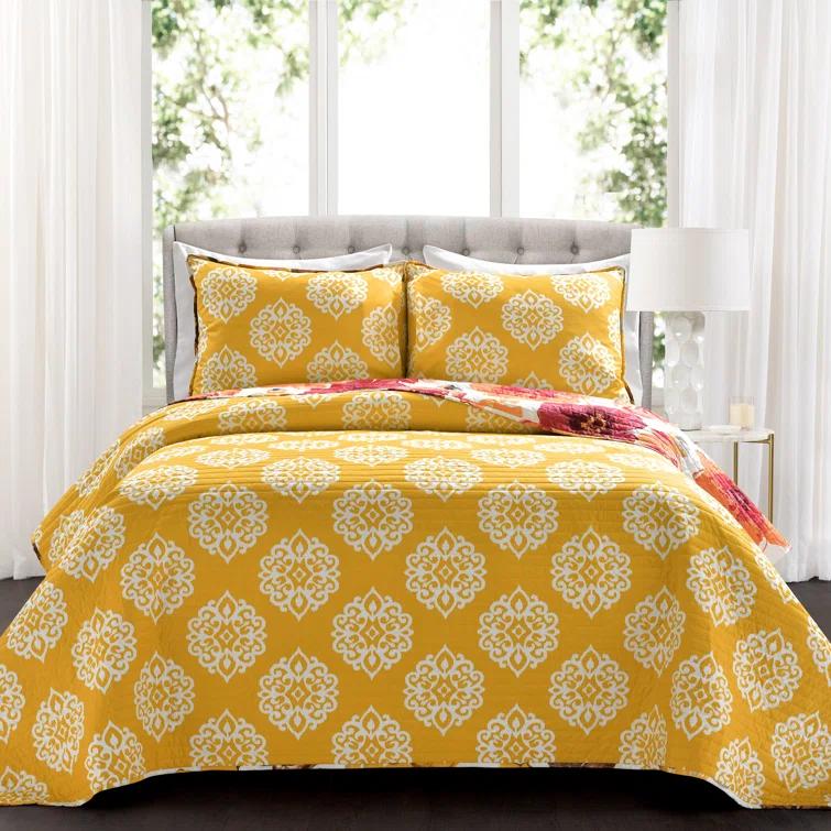 Lush Decor Leah Reversible Quilt Set