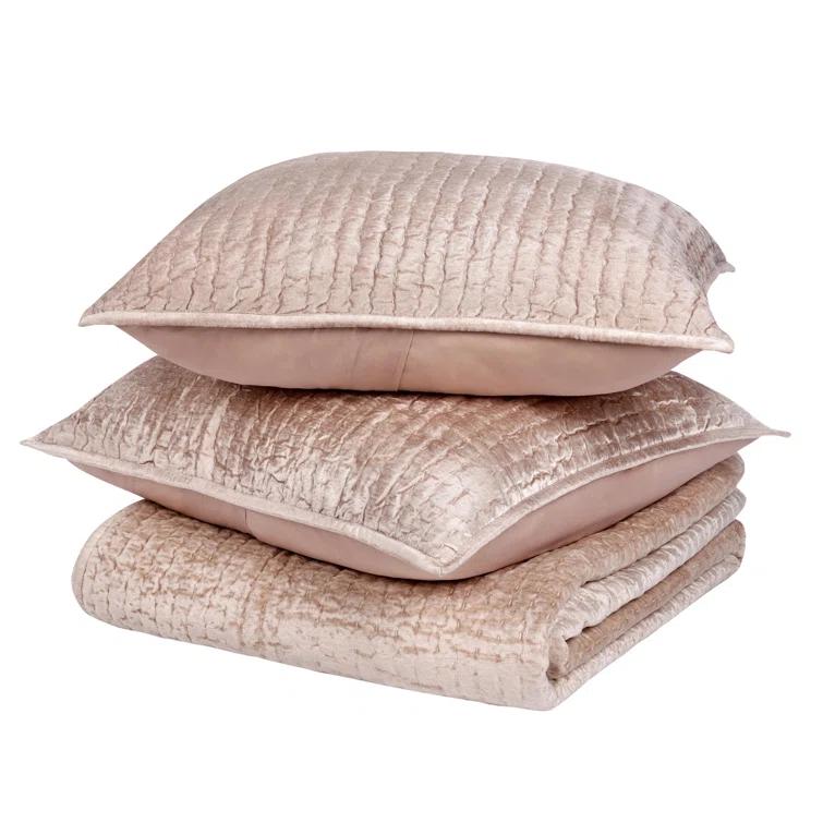 Classic Home Dimitry 100% Rayon Velvet Bliss Pink Queen Quilt by Kosas Home