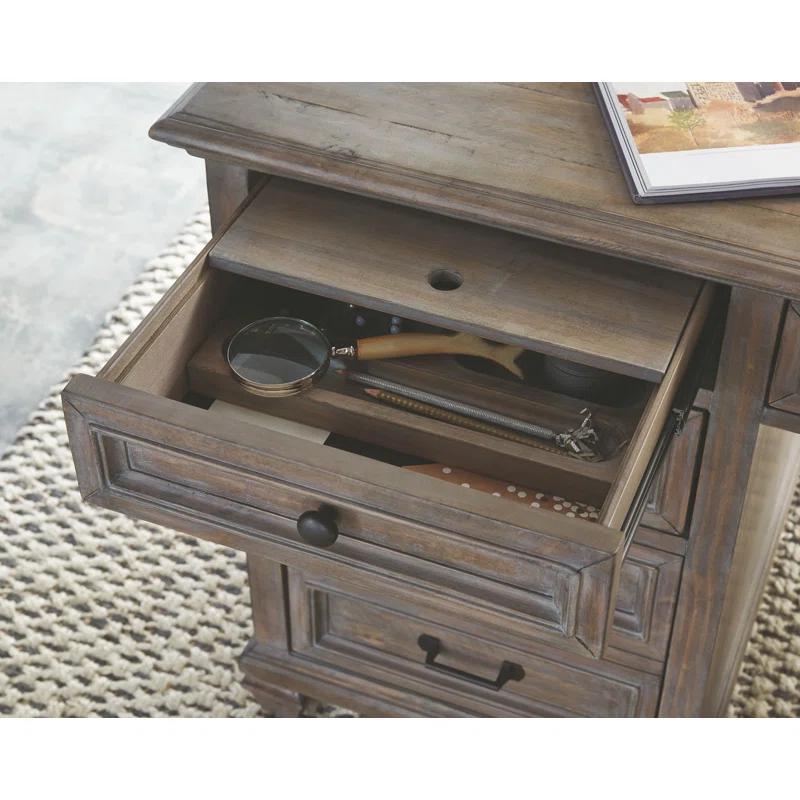 Kerey Executive Desk