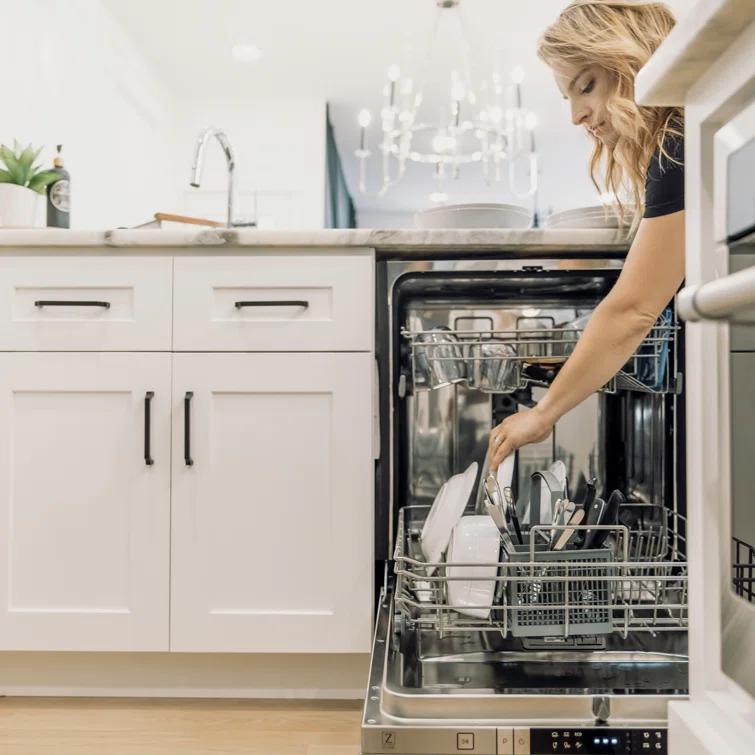 ZLINE ZLINE 24 in. Top Control Satin Steel Panel Dishwasher with Stainless Steel Tub & Modern Handle DW-SN-24
