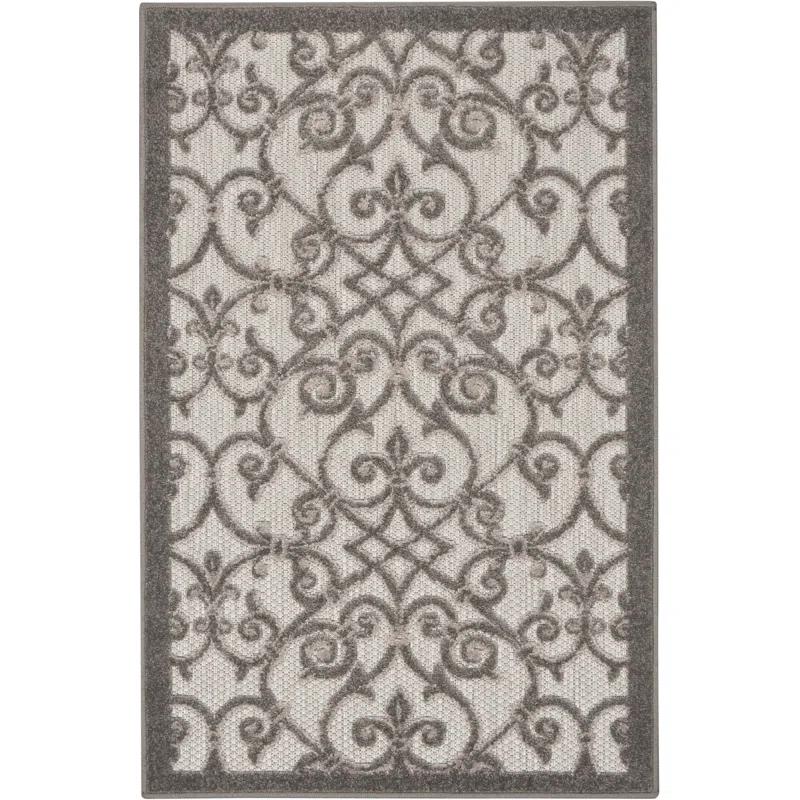 Lark Manor™ Isalia Floral Indoor / Outdoor Rug