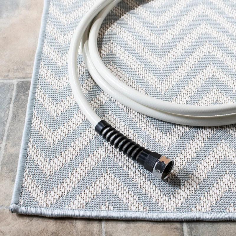 Martha Stewart Indoor Outdoor Performance Machine Washable Chevron Rug