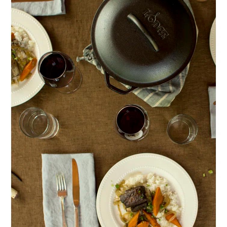 Lodge ® Cast Iron 5qt. Dutch Oven