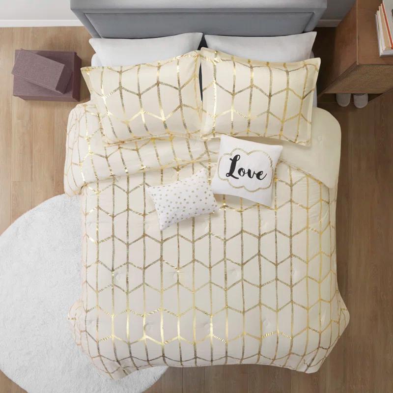 Intelligent Design Raina Metallic Printed Comforter Set