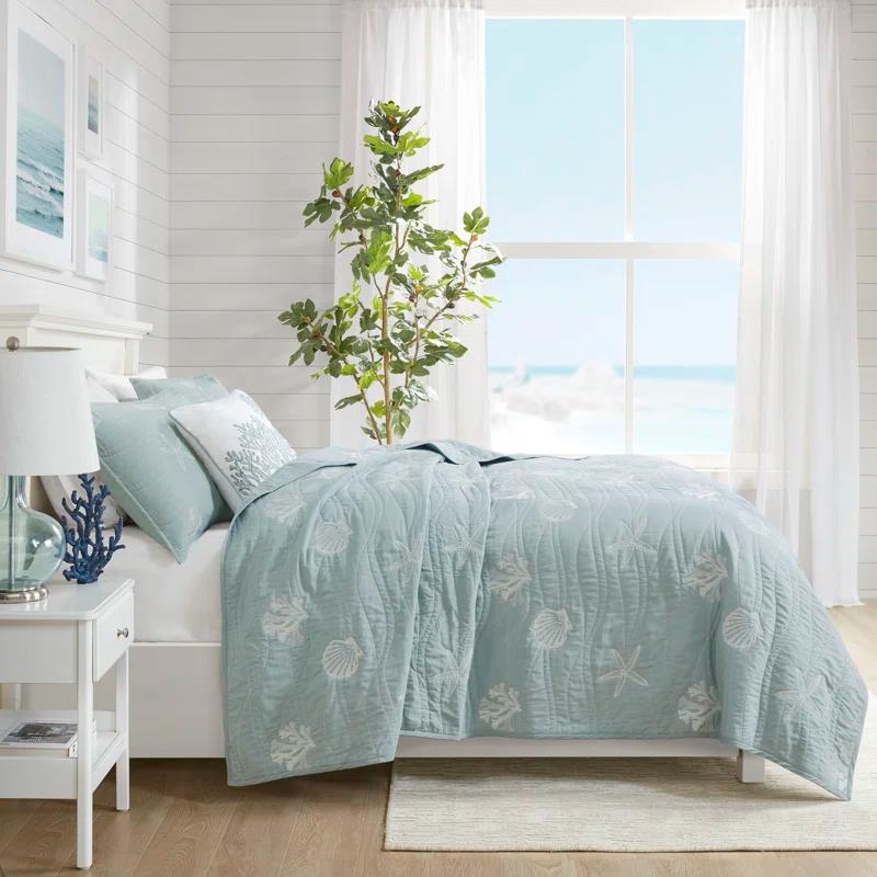 Seaside 4 Piece Cotton Reversible Embroidered Quilt Set