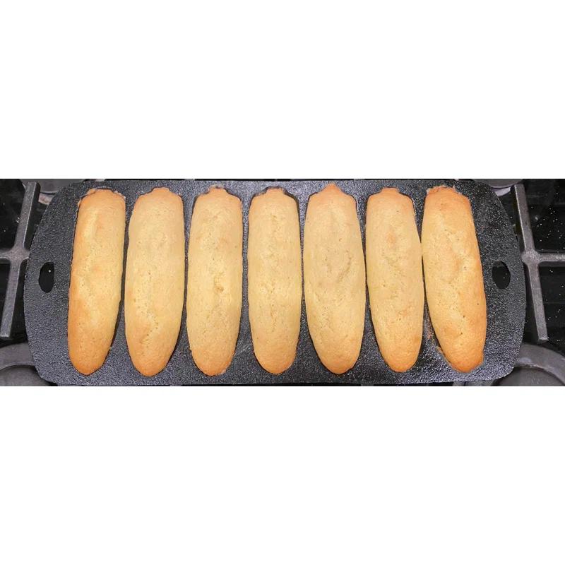 King Kooker King Kooker Seasoned Cast Iron Cob-Shaped Cornbread Pan