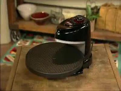 Presto Presto Pizzazz® Plus Rotating Pizza Oven - 03430