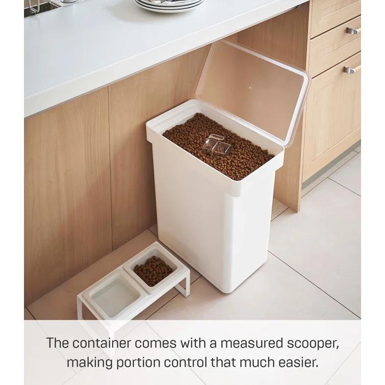 Yamazaki Home Airtight Pet Food Extra Large Storage Container With Transparent Lid, 6.6 gallons