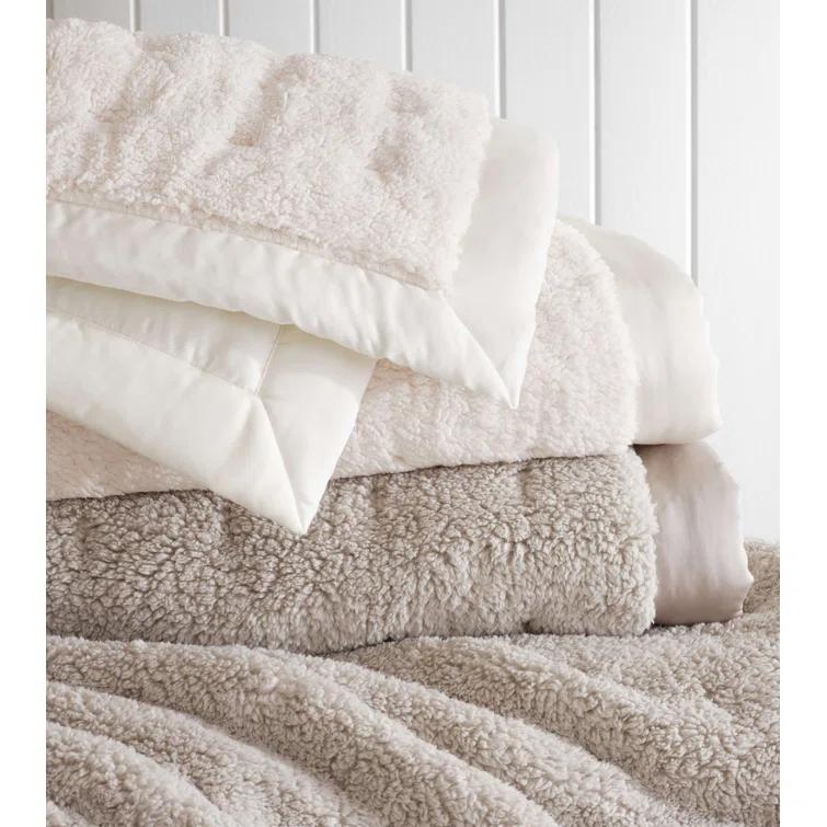 Marshmallow Fleece Grey Puff