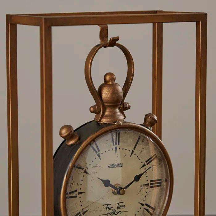 Alcott Hill® Canete Traditional Roman Numeral Metal Quartz Movement / Crystal Tabletop Clock in Brass