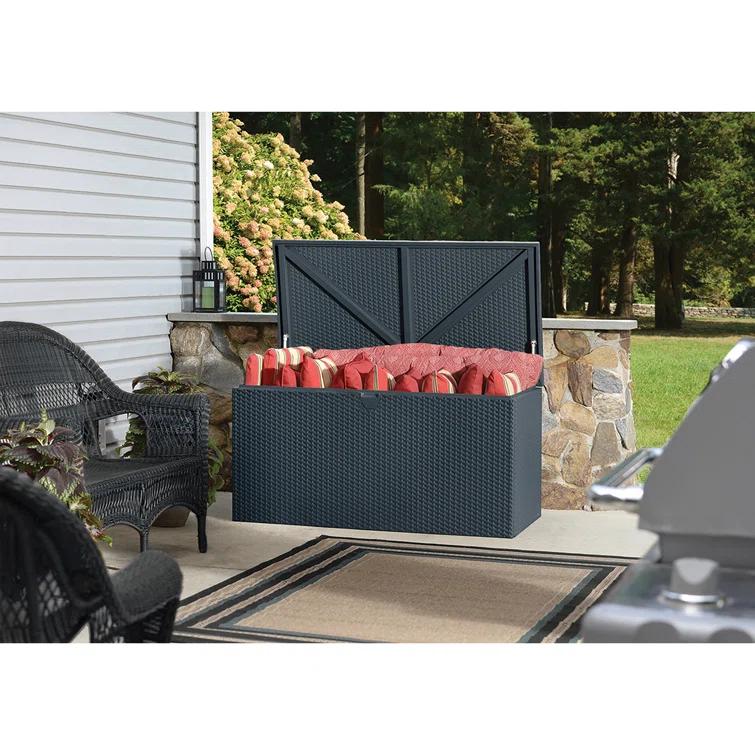 Arrow 134 GALLON DECK BOX 134 GALLON