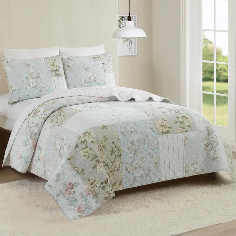 Modern Heirloom Claire Patchwork Printed Quilt Set
