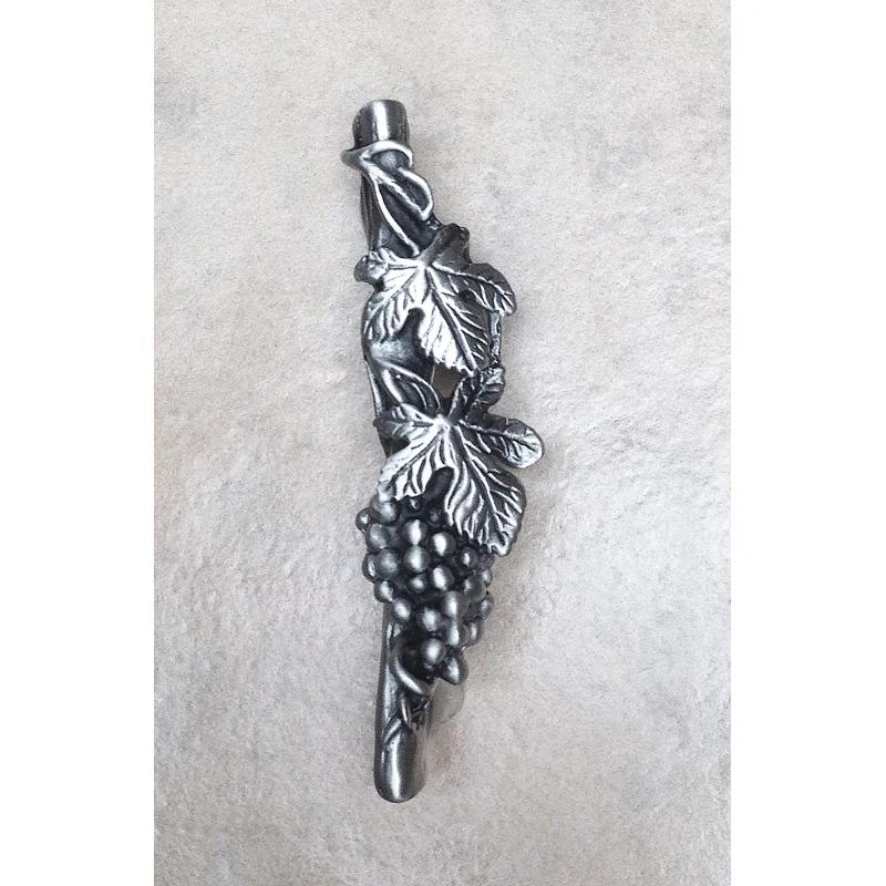 D'Artefax GrapeVine 3" Center to Center Novelty Pull