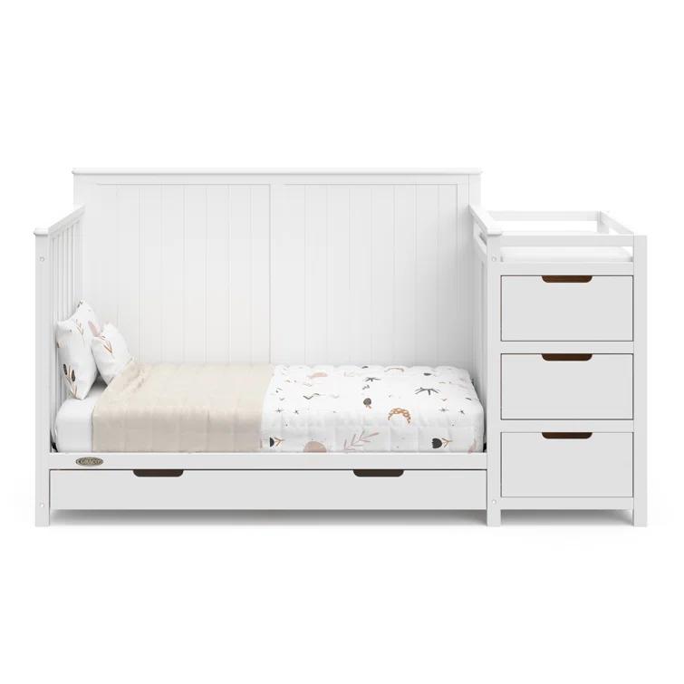 Graco Hadley 5-in-1 Convertible Crib and Changer with Storage